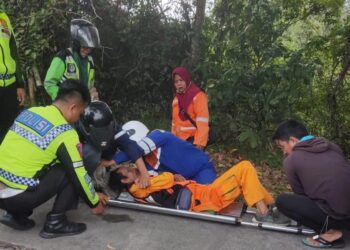 Ditabrak Anak Sekolah, Petugas Penyapu Jalan Tembus Dialarikan ke RS PKT