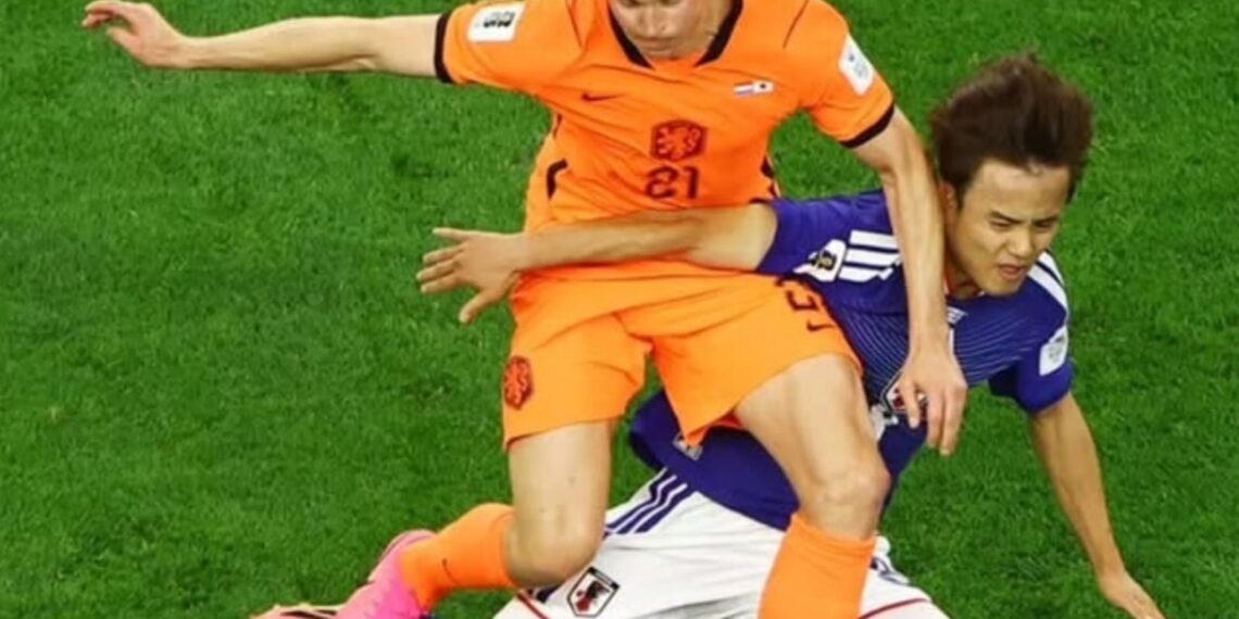 Tak Kenal Menyerah, Jepang Paksa Belanda Bermain Imbang 2-2