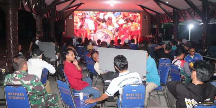 Bangun Kebersamaan dengan Masyarakat, Kodim 0908/Bontang Gelar Turnamen Domino & Nobar Piala Dunia