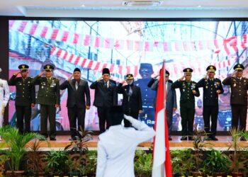 Dandim 0908/Bontang Hadiri Pengukuhan Paskibraka Kota Bontang Tahun 2026