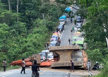 Kecelakaan di Marangkayu dekat Masjid Abah Nanang, Pengendara Diimbau Ambil Jalur Lain