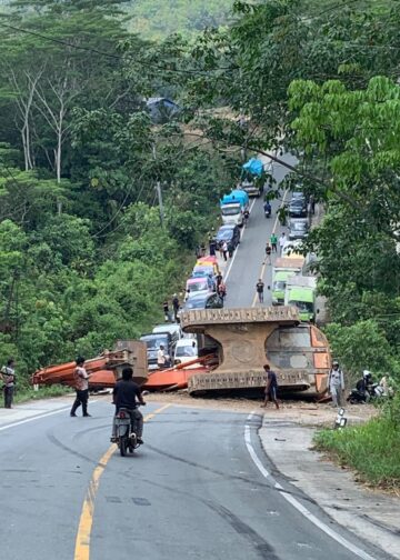 Kecelakaan di Marangkayu dekat Masjid Abah Nanang, Pengendara Diimbau Ambil Jalur Lain