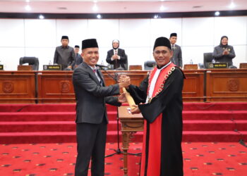 Joni Alla Padang Resmi Dilantik jadi Wakil Ketua DPRD Bontang