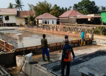 Optimis Selesai Lebih Cepat, Jembatan Guntung Masuk Tahap Pengecoran