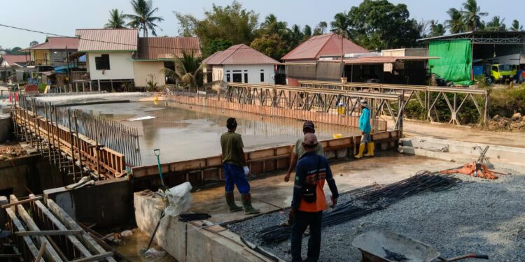 Optimis Selesai Lebih Cepat, Jembatan Guntung Masuk Tahap Pengecoran