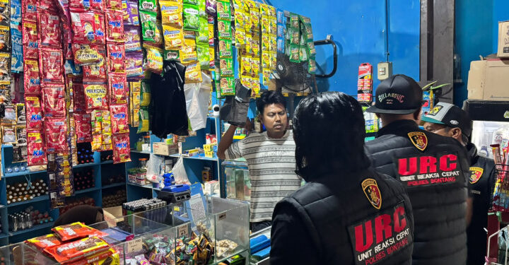 Tiga Pelaku Penipuan QRIS Palsu di Bontang Diciduk Polisi, Hasilnya Buat Judol